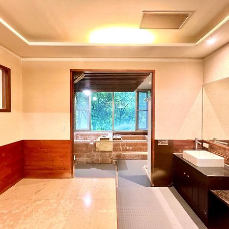 Wulai Sunglyu Hot Spring Resort Exterior photo
